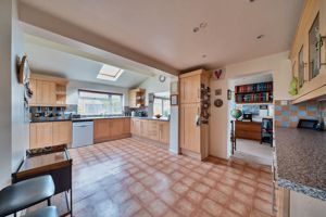 Photo 15- click for photo gallery